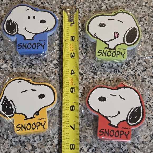 Peanuts: Snoopy and Friends Notepad Set - Picture 7 of 8